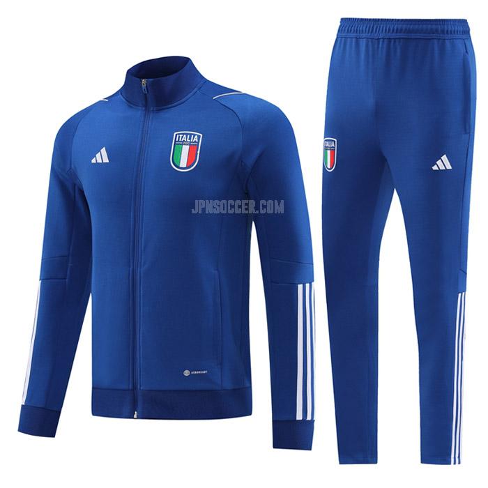 2023 イタリア 青い ジャケット